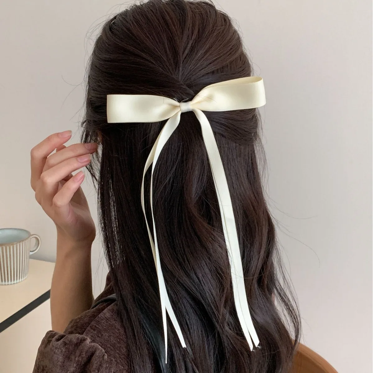Premium Grosgrain Ribbon Bow Hair Clasp Half Up Ponytail Holder for Women Back Head Boho Chic Beige
Premium Grosgrain Ribbon Bow Hair Clasp Half Up Ponytail Holder for Women Back Head Boho Chic Beige