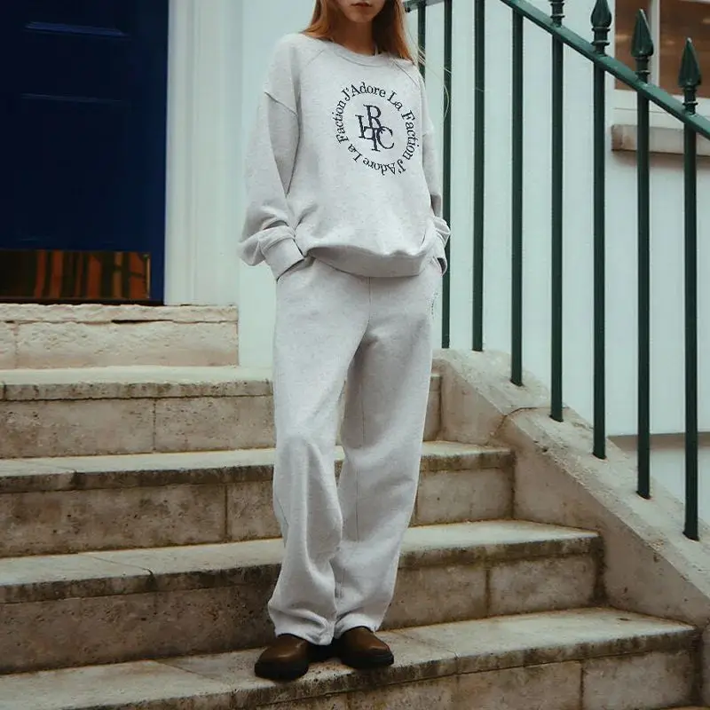 100% Cotton Women's Long-sleeved Oversized Hoodie Jogging Running Sportswear Autumn and Winter Wear Winter Clothes Women
100% Cotton Women's Long-sleeved Oversized Hoodie Jogging Running Sportswear Autumn and Winter Wear Winter Clothes Women