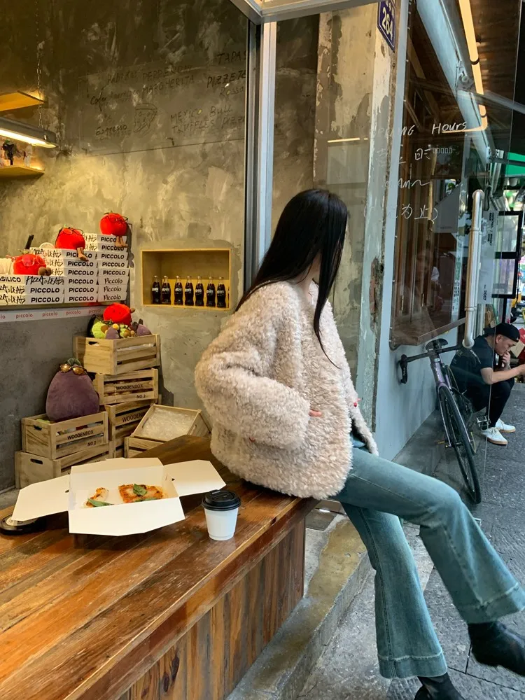 Джинсы-клеш Icyangstore, зауженные к низу, женские, осенние, повседневные, без фирменного знака
Джинсы-клеш Icyangstore, зауженные к низу, женские, осенние, повседневные, без фирменного знака