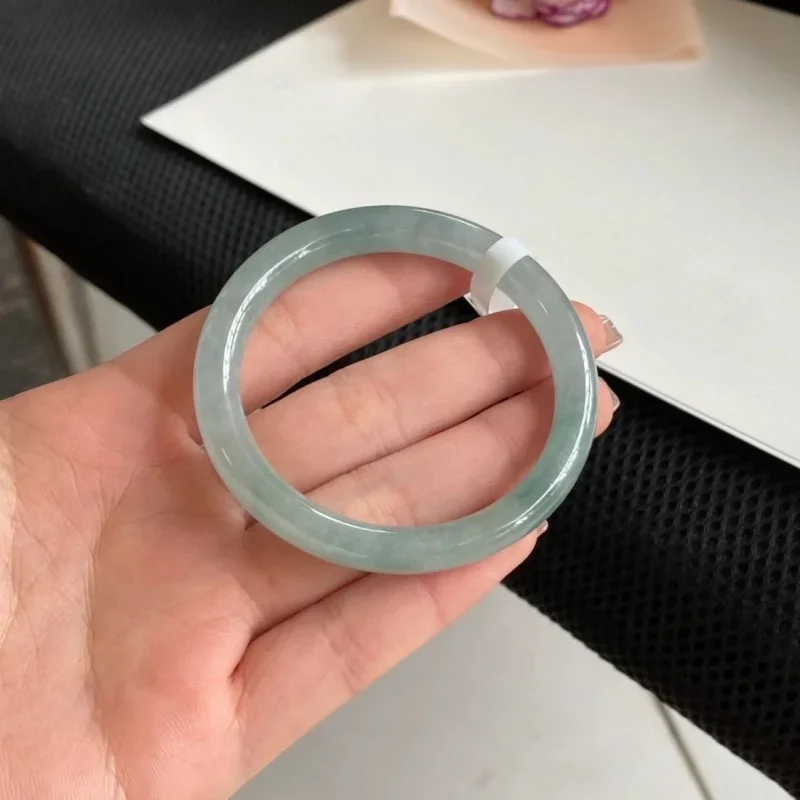 Myanmar Natural Emerald BraceletAGoods Light Green Thin round Bar Jade Bracelet Beauty Bar Bracelet Jingle Bracelet with Certifi
Myanmar Natural Emerald BraceletAGoods Light Green Thin round Bar Jade Bracelet Beauty Bar Bracelet Jingle Bracelet with Certifi