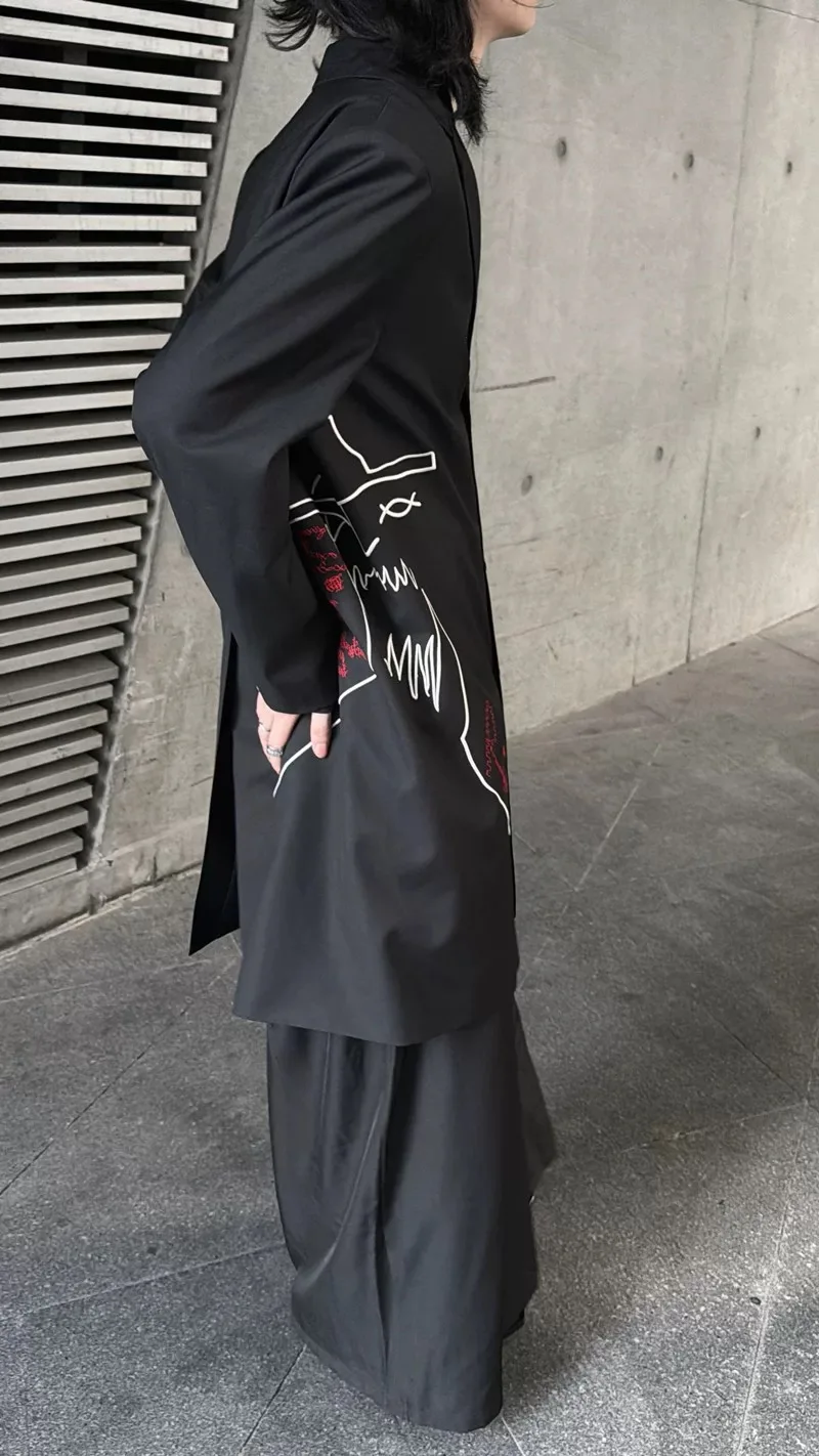 YAMAMOTO-Style Coat 2026 Mid-length Loose-fit Suit Jacket Embroidery Fashion Coat Couple's Casul Suit
YAMAMOTO-Style Coat 2026 Mid-length Loose-fit Suit Jacket Embroidery Fashion Coat Couple's Casul Suit