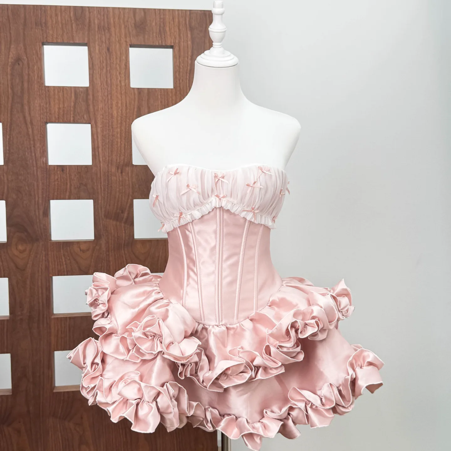 Stunning Daily Wear A-Line Puffy Skirt Dr Beautiful Dyeing Bowknot Tube Top Formal Dr for Women Sweet Sle ort Dr
Stunning Daily Wear A-Line Puffy Skirt Dr Beautiful Dyeing Bowknot Tube Top Formal Dr for Women Sweet Sle ort Dr