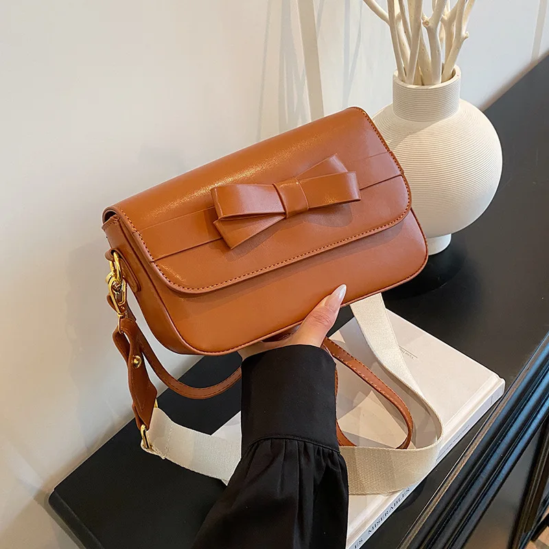 2025 Bow Square Bag, Textured Underarm Purse for Women, Chic Shoulder Crossbody, Minimalist Day to Night Tote, Versatile Sling
2025 Bow Square Bag, Textured Underarm Purse for Women, Chic Shoulder Crossbody, Minimalist Day to Night Tote, Versatile Sling