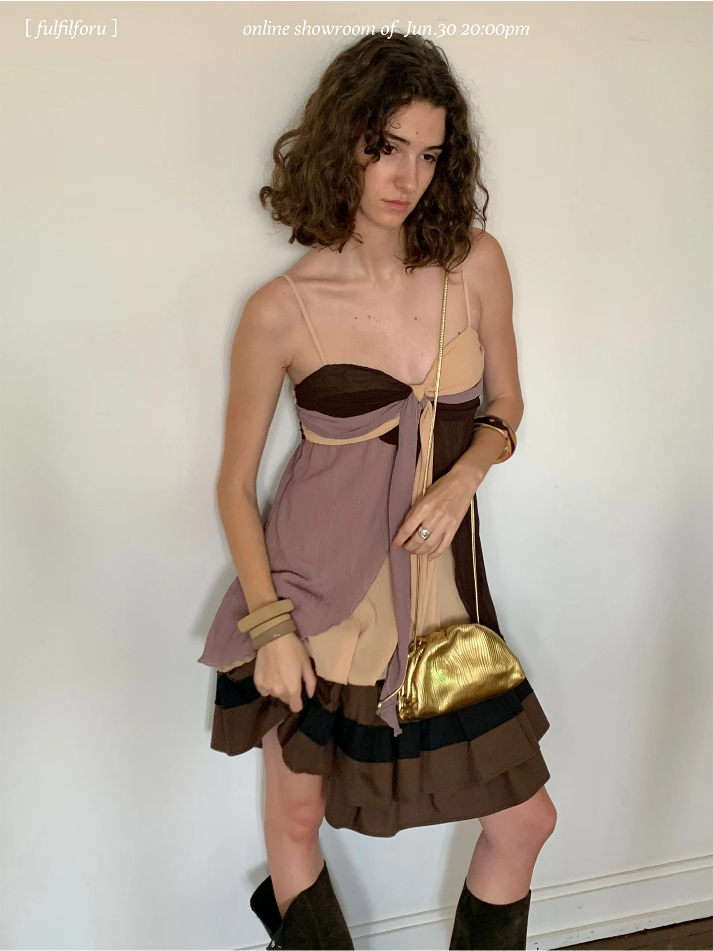 Summer New Women's Svel V-Ne Chiffon A-Line Tank Top Vintage Color Blo Pleated Faion Commute Sle Polyester Fiber
Summer New Women's Svel V-Ne Chiffon A-Line Tank Top Vintage Color Blo Pleated Faion Commute Sle Polyester Fiber