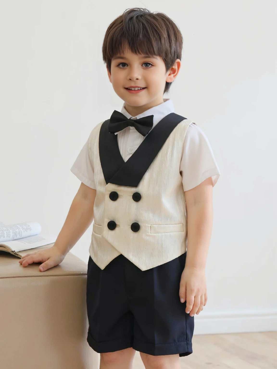 Boys Formal Embroidered Vest Shorts Set Black Performance Kids Suit for Children Wedding Dress Baby Birthday Ceremony Clothes
Boys Formal Embroidered Vest Shorts Set Black Performance Kids Suit for Children Wedding Dress Baby Birthday Ceremony Clothes
