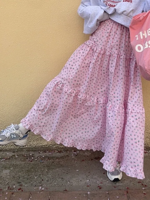 Floral A-Line Midi Skirt Women's Spring 2025 New Sle Sweet Lace Trim High Waist Floral Print Other Material 00%
Floral A-Line Midi Skirt Women's Spring 2025 New Sle Sweet Lace Trim High Waist Floral Print Other Material 00%
