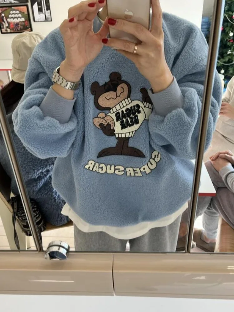 Теплый милый бархатный свитшот с капюшоном в виде медведя и ягненка Agel, очаровательный комбинезон на голову, весенне-осенний женский трикотаж, повседневная одежда для поездок на работу
Теплый милый бархатный свитшот с капюшоном в виде медведя и ягненка Agel, очаровательный комбинезон на голову, весенне-осенний женский трикотаж, повседневная одежда для поездок на работу