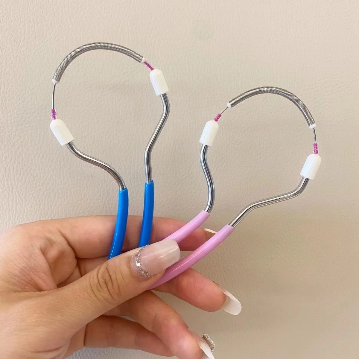 Facial Hair Remover For Women.Remove Unwanted Hair On Upper Lip,Chin,Face,Or Neck The Original Remover Spring For Unsightly Hair
Facial Hair Remover For Women.Remove Unwanted Hair On Upper Lip,Chin,Face,Or Neck The Original Remover Spring For Unsightly Hair