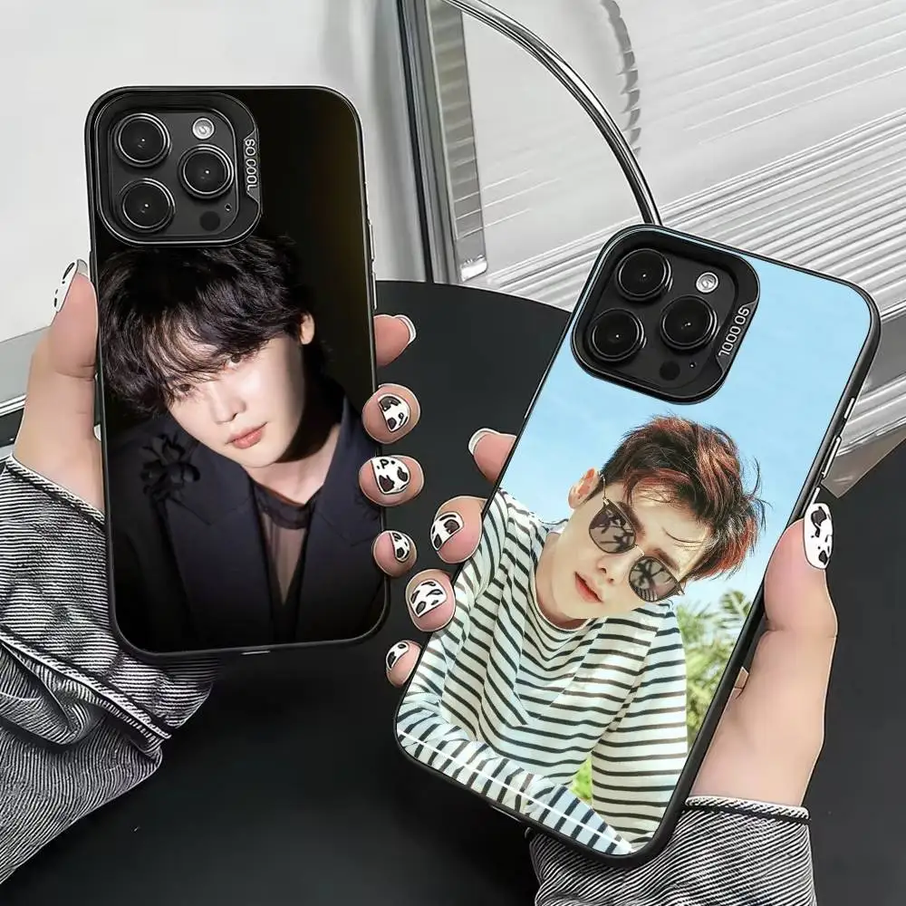 Actor Lee Jong-suk Phone Case For iPhone 17,16,15,14,13,12,11 Plus,Pro Max,XS,Colored Silver Plated Inside Cover
Actor Lee Jong-suk Phone Case For iPhone 17,16,15,14,13,12,11 Plus,Pro Max,XS,Colored Silver Plated Inside Cover