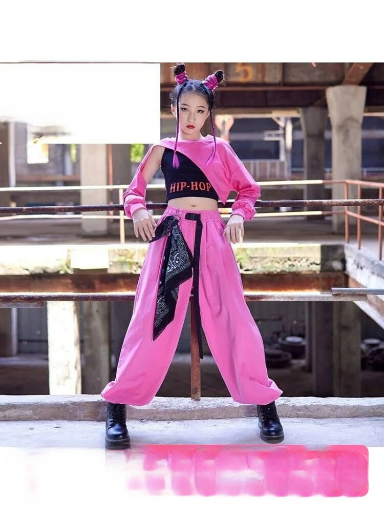 Girls' jazz dance costume, pink long pants with exposed navel top set, jazz street dance children's performance costume, runway
Girls' jazz dance costume, pink long pants with exposed navel top set, jazz street dance children's performance costume, runway
