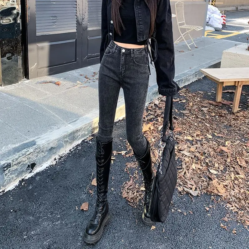 High Waist Slim Fit k Wa Denim Jeans Elastic Waisand Versatile Casual Straight Leg Trousers for Women Spring Season
High Waist Slim Fit k Wa Denim Jeans Elastic Waisand Versatile Casual Straight Leg Trousers for Women Spring Season