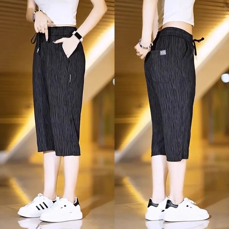 Men's Ice Silk ort Pants Summer Thin Loose Straight Leg Sixteenths Trousers Elastic Waist Versatile Seven-Foot Medium Pants
Men's Ice Silk ort Pants Summer Thin Loose Straight Leg Sixteenths Trousers Elastic Waist Versatile Seven-Foot Medium Pants