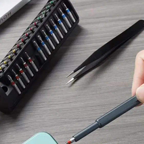 30 In 1 Precision Screwdriver Set Alloy Steel Magnetic Bits For Phone Electronics Appliance Repair Tool Kit
30 In 1 Precision Screwdriver Set Alloy Steel Magnetic Bits For Phone Electronics Appliance Repair Tool Kit