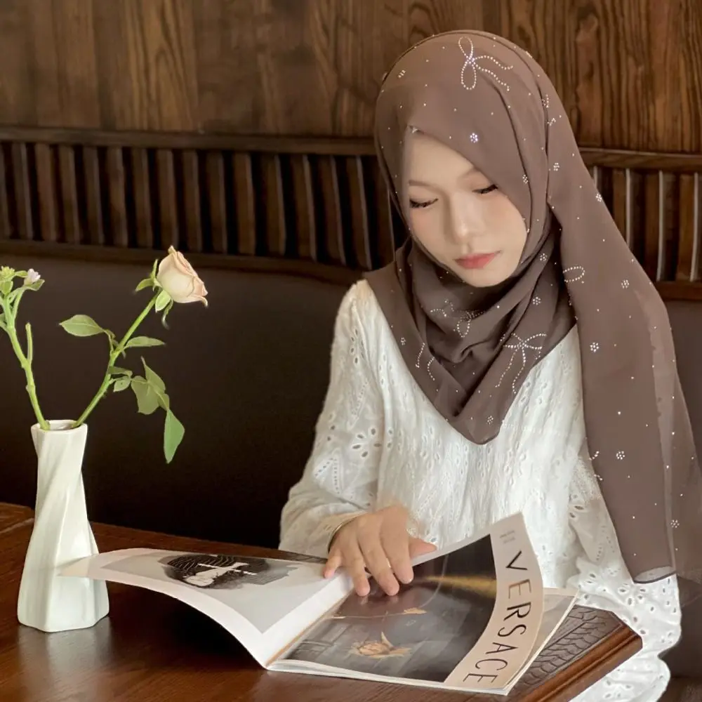 Turban Elegant Turban Headband Soft Solid Color Crystal Chiffon Hijab Head Wrap Headscarf Hijab Shawls Lady
Turban Elegant Turban Headband Soft Solid Color Crystal Chiffon Hijab Head Wrap Headscarf Hijab Shawls Lady
