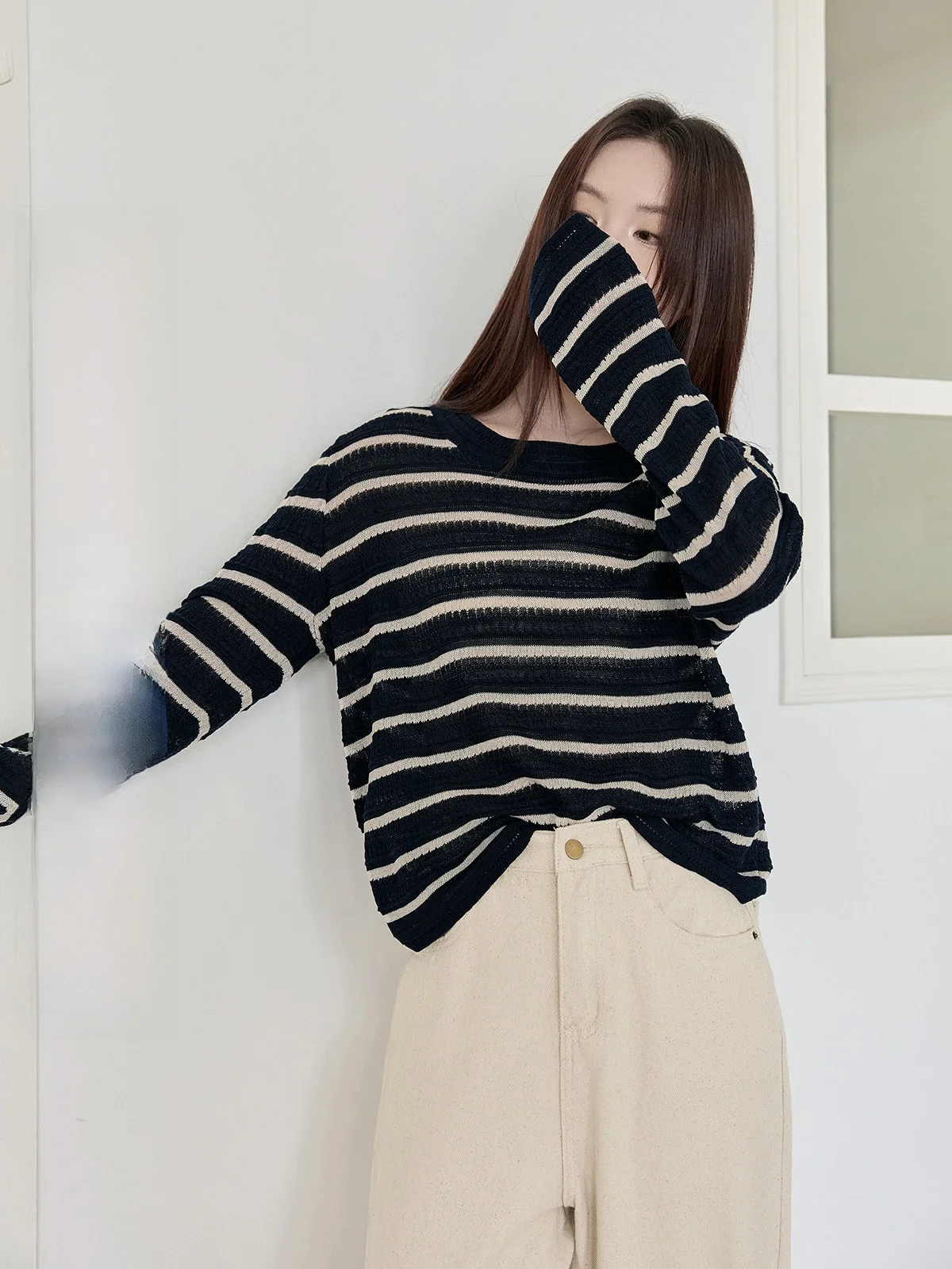 Свободный женский вязаный джемпер с длинным рукавом в полоску, с круглым вырезом, повседневный, удобный, модный осенний топ HuiXi Lazy Aesthetic
Свободный женский вязаный джемпер с длинным рукавом в полоску, с круглым вырезом, повседневный, удобный, модный осенний топ HuiXi Lazy Aesthetic