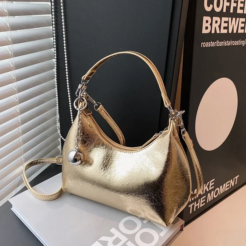 High-end Metallic Color Women's Bag 2024 New Summer Style Versatile Fashionable High-end Atmospheric One-shoulder Cross-body Bag
High-end Metallic Color Women's Bag 2024 New Summer Style Versatile Fashionable High-end Atmospheric One-shoulder Cross-body Bag