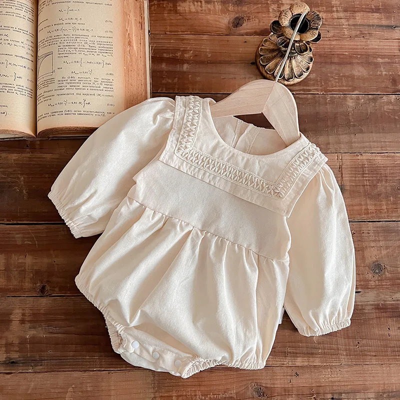 Korean Style 2023 New Spring Autumn Baby Girl Beige Cotton Bodysuit Newborn Romper Infant Outwear Toddler One Piece Clothes Hat
Korean Style 2023 New Spring Autumn Baby Girl Beige Cotton Bodysuit Newborn Romper Infant Outwear Toddler One Piece Clothes Hat