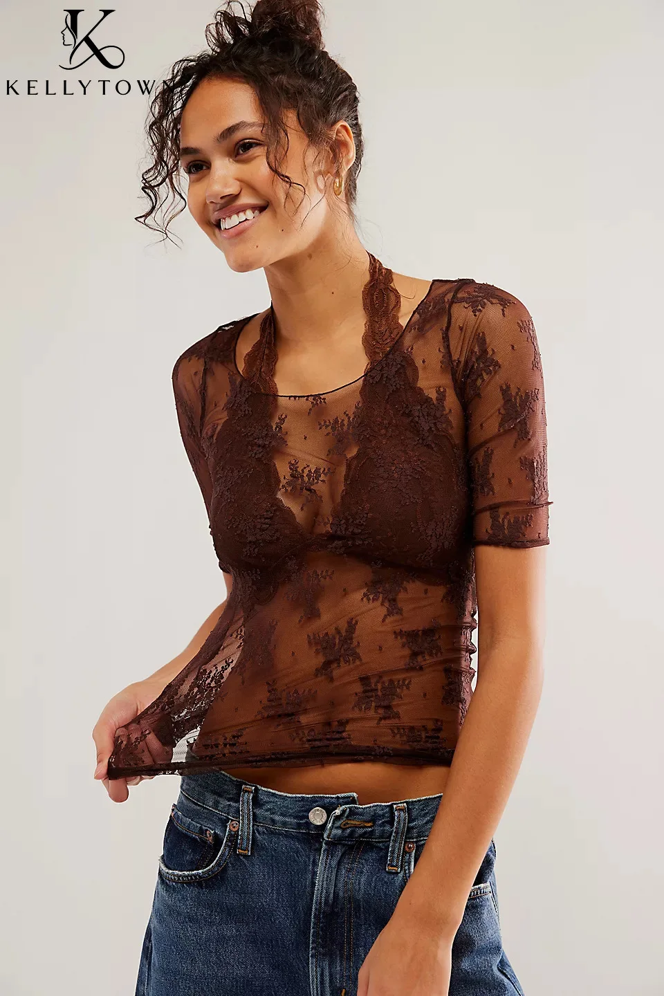 Sexy T Shirt Floral Embroidery Mesh Tops Women Solid O Neck Short Sleeve Bodycon Corset Top Party Club See Through Crop Top
Sexy T Shirt Floral Embroidery Mesh Tops Women Solid O Neck Short Sleeve Bodycon Corset Top Party Club See Through Crop Top