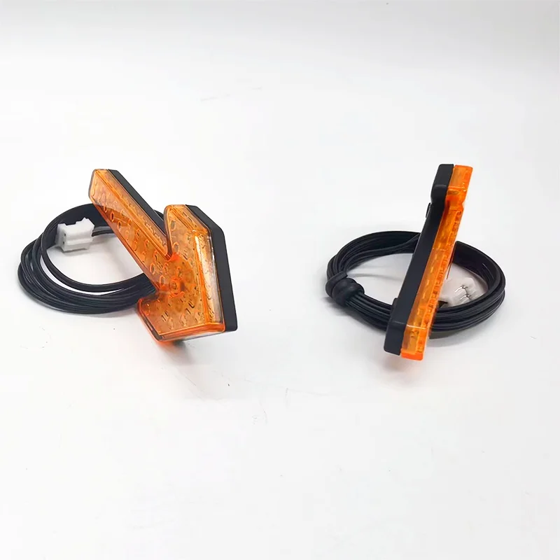 JUWUBA LED Arrow Light Warning Lamp Double Flash For 1/14 Tamiya RC Dump Truck for SCANIA 770S R620 VOLVO BENZ Arocs MAN TGX Car
JUWUBA LED Arrow Light Warning Lamp Double Flash For 1/14 Tamiya RC Dump Truck for SCANIA 770S R620 VOLVO BENZ Arocs MAN TGX Car
