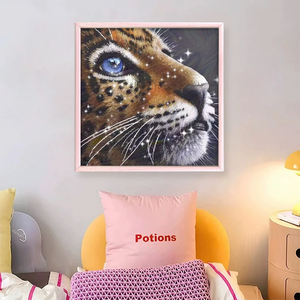 Полная вышивка бисером 9CT с принтом головы леопарда, набор для вышивки крестом, декор 42x42 см
Полная вышивка бисером 9CT с принтом головы леопарда, набор для вышивки крестом, декор 42x42 см