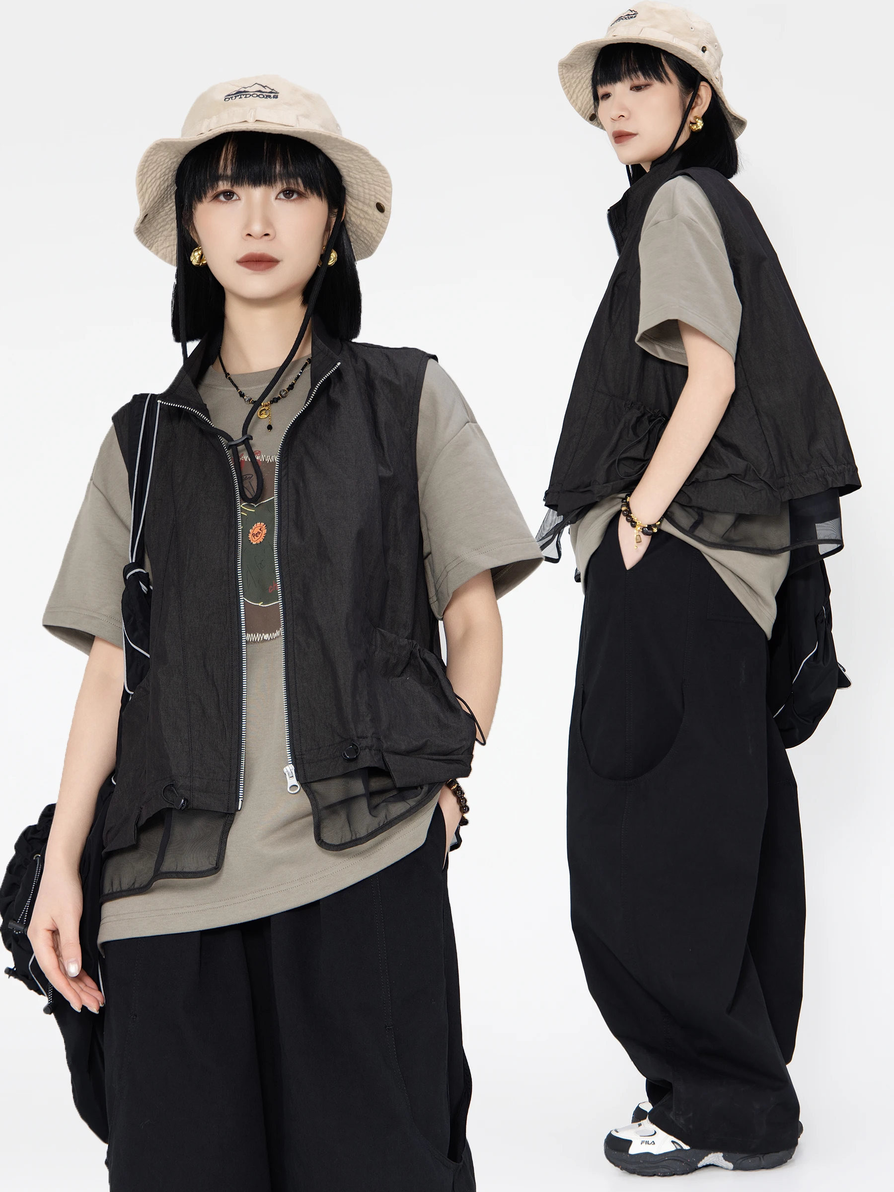 Shuer Qingyuan 2026 Spring New Outdoor Mountain Series Loose Sleeveless Vest Women's Fashion Workwear Style Fitted Jacket
Shuer Qingyuan 2026 Spring New Outdoor Mountain Series Loose Sleeveless Vest Women's Fashion Workwear Style Fitted Jacket