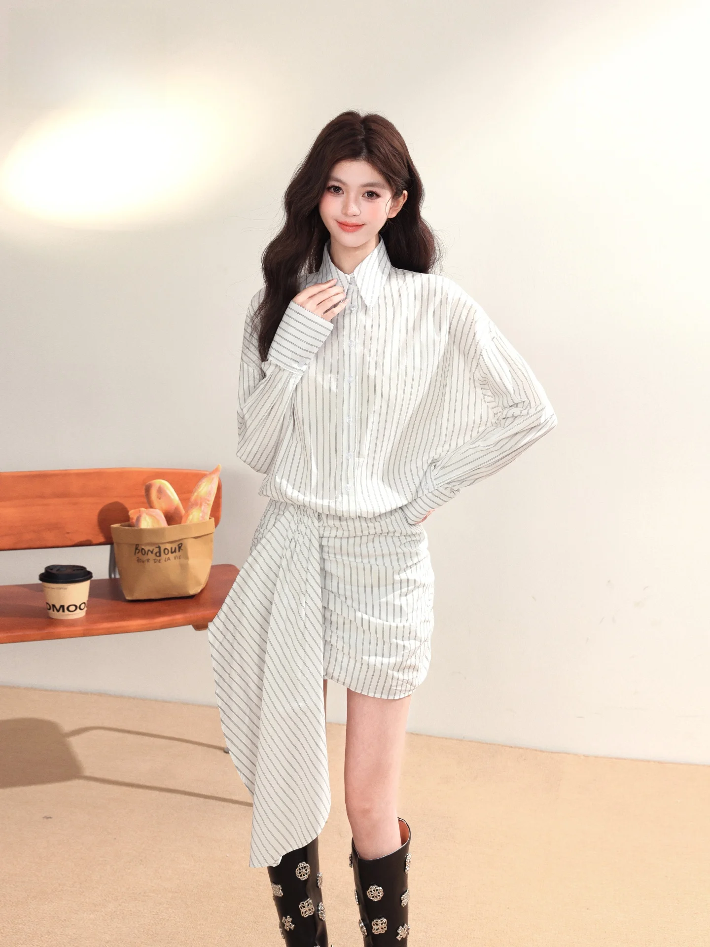 Retro Striped Collar Dress Women's New 2026 Summer Waist-Cinching Commute Style Wrap around Skirt Long Sleeve Dress
Retro Striped Collar Dress Women's New 2026 Summer Waist-Cinching Commute Style Wrap around Skirt Long Sleeve Dress
