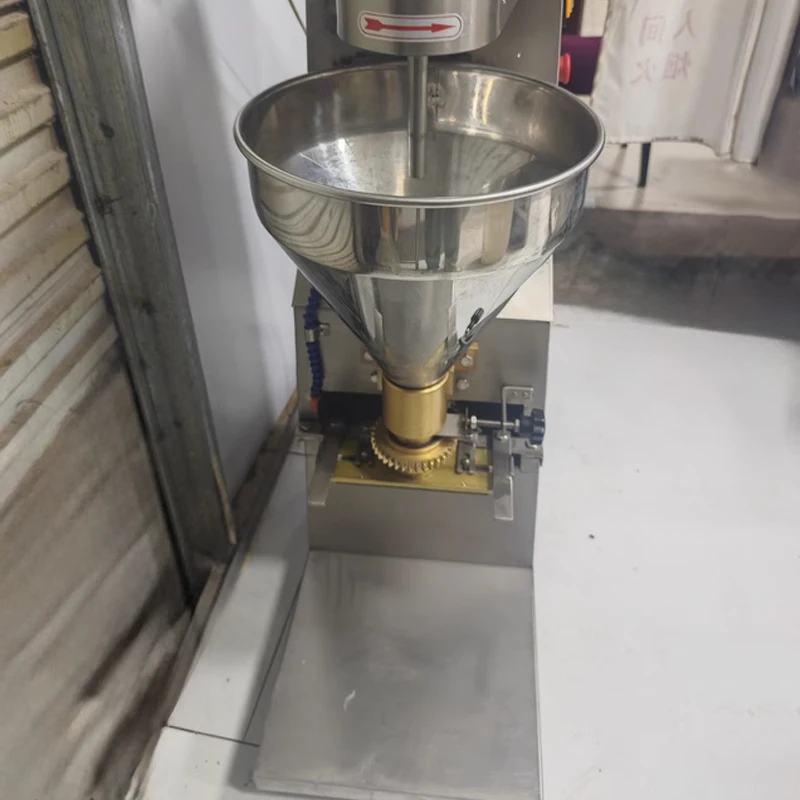 Электрическая машина для обработки фрикаделек из нержавеющей стали, коммерческая китайская машина для формования куриных овощей для кухни
Электрическая машина для обработки фрикаделек из нержавеющей стали, коммерческая китайская машина для формования куриных овощей для кухни