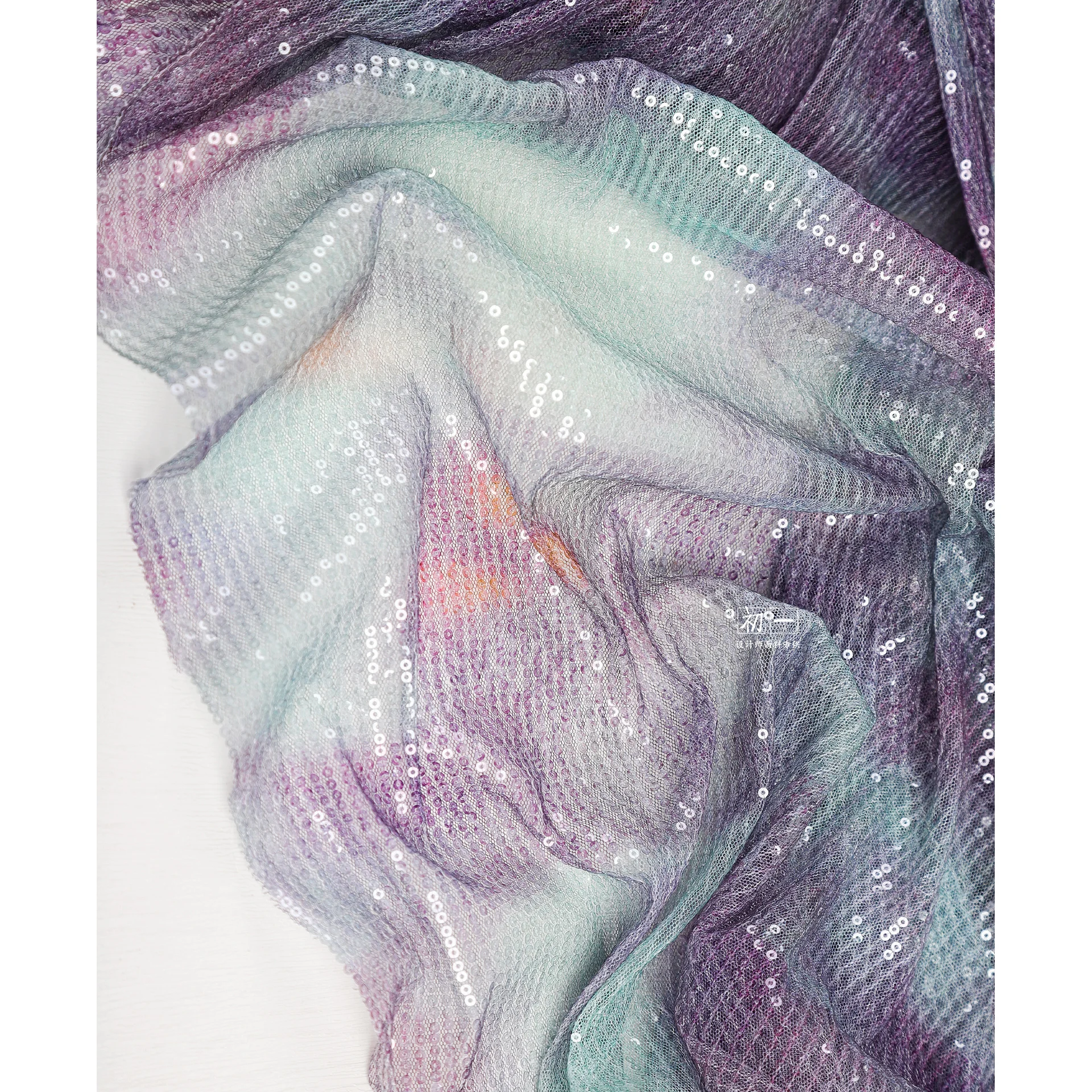 Блестящая фиолетово-зеленая сетчатая ткань с блестками и кристаллами, шитье вечерних платьев и сценических костюмов, детская одежда
Блестящая фиолетово-зеленая сетчатая ткань с блестками и кристаллами, шитье вечерних платьев и сценических костюмов, детская одежда