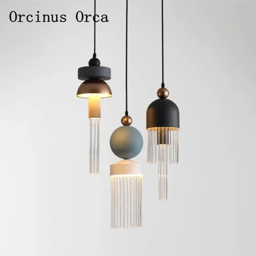 Nordic modern compact LED glass chandelier Restaurant Bar fashion creative color geometric Chandelier free shipping
Nordic modern compact LED glass chandelier Restaurant Bar fashion creative color geometric Chandelier free shipping