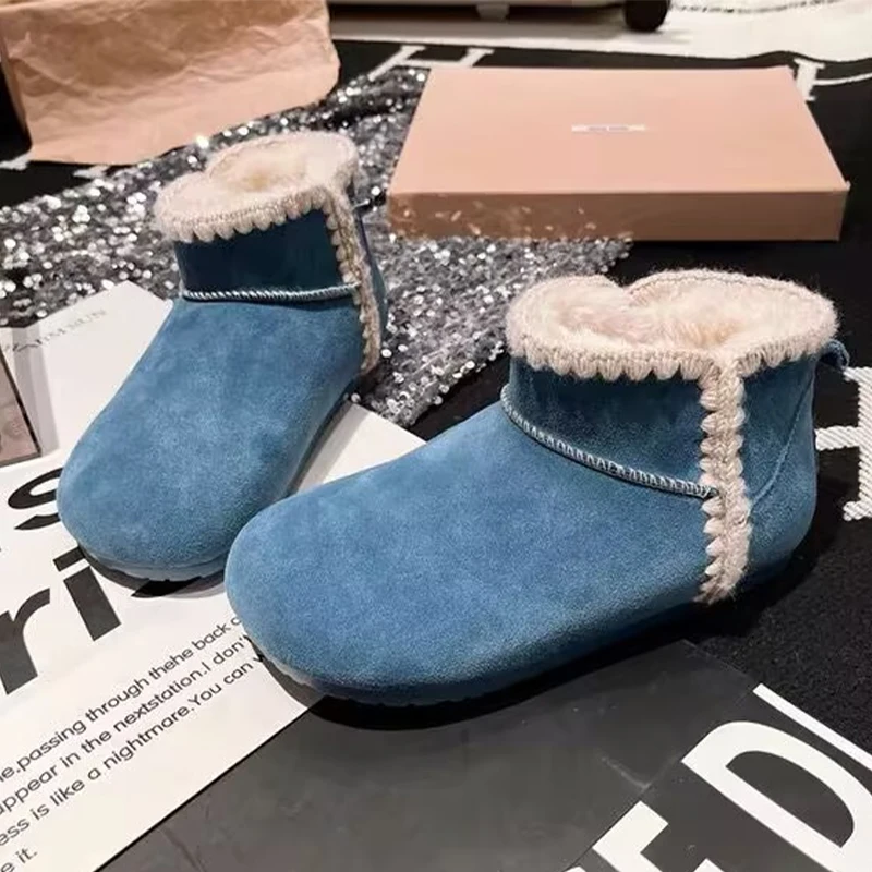 Fur Women's Ankle Boots Flats Suede Warm Shoes Cozy New Winter Cotton Boots 2025 New Short Plush Casual Sport Snow Botas Ladies
Fur Women's Ankle Boots Flats Suede Warm Shoes Cozy New Winter Cotton Boots 2025 New Short Plush Casual Sport Snow Botas Ladies