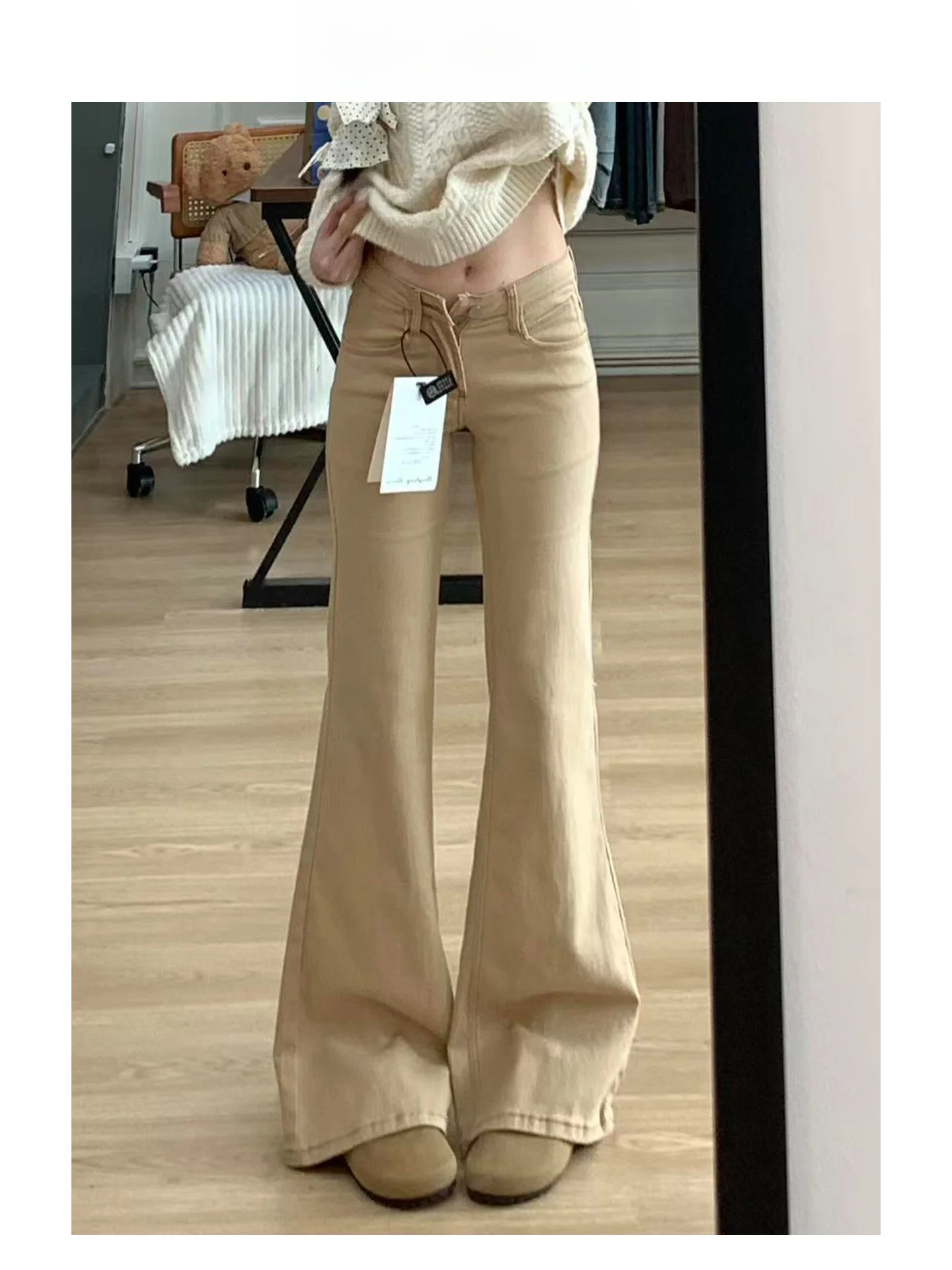 Джинсы-клеш цвета хаки для женщин, новые, больших размеров, приталенные, с высокой талией, прямые, универсальные, не обтягивающие, повседневные, джинсовые брюки, ретро-стиль
Джинсы-клеш цвета хаки для женщин, новые, больших размеров, приталенные, с высокой талией, прямые, универсальные, не обтягивающие, повседневные, джинсовые брюки, ретро-стиль