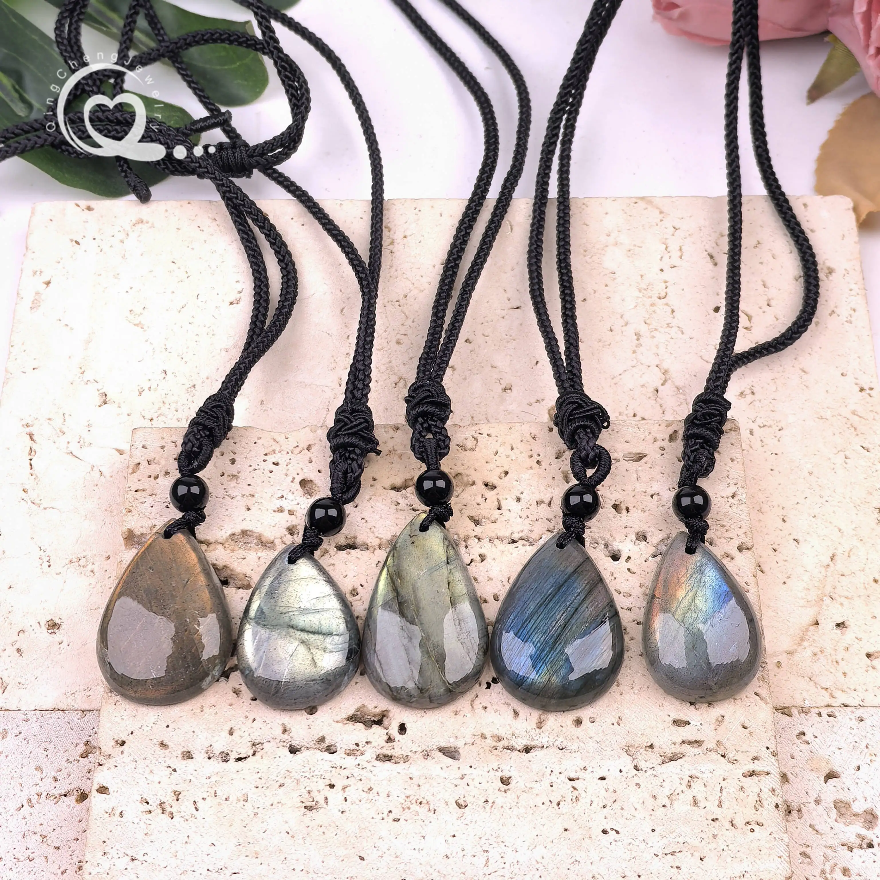 Natural Labradorite Drop Pendant Healing Gemstone Water Droplet Stone Knot Charms Energy Necklace Women Jewelry Gift QC3435
Natural Labradorite Drop Pendant Healing Gemstone Water Droplet Stone Knot Charms Energy Necklace Women Jewelry Gift QC3435