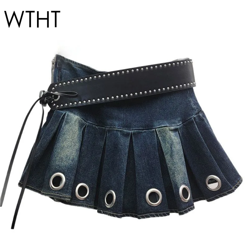 WTHT Fashion Women‘s Gradient Belt Metal Design Denim Mini Skirts Trendy 2025 Summer Hip-wrapping A-line Skirt Female 1LS1730
WTHT Fashion Women‘s Gradient Belt Metal Design Denim Mini Skirts Trendy 2025 Summer Hip-wrapping A-line Skirt Female 1LS1730