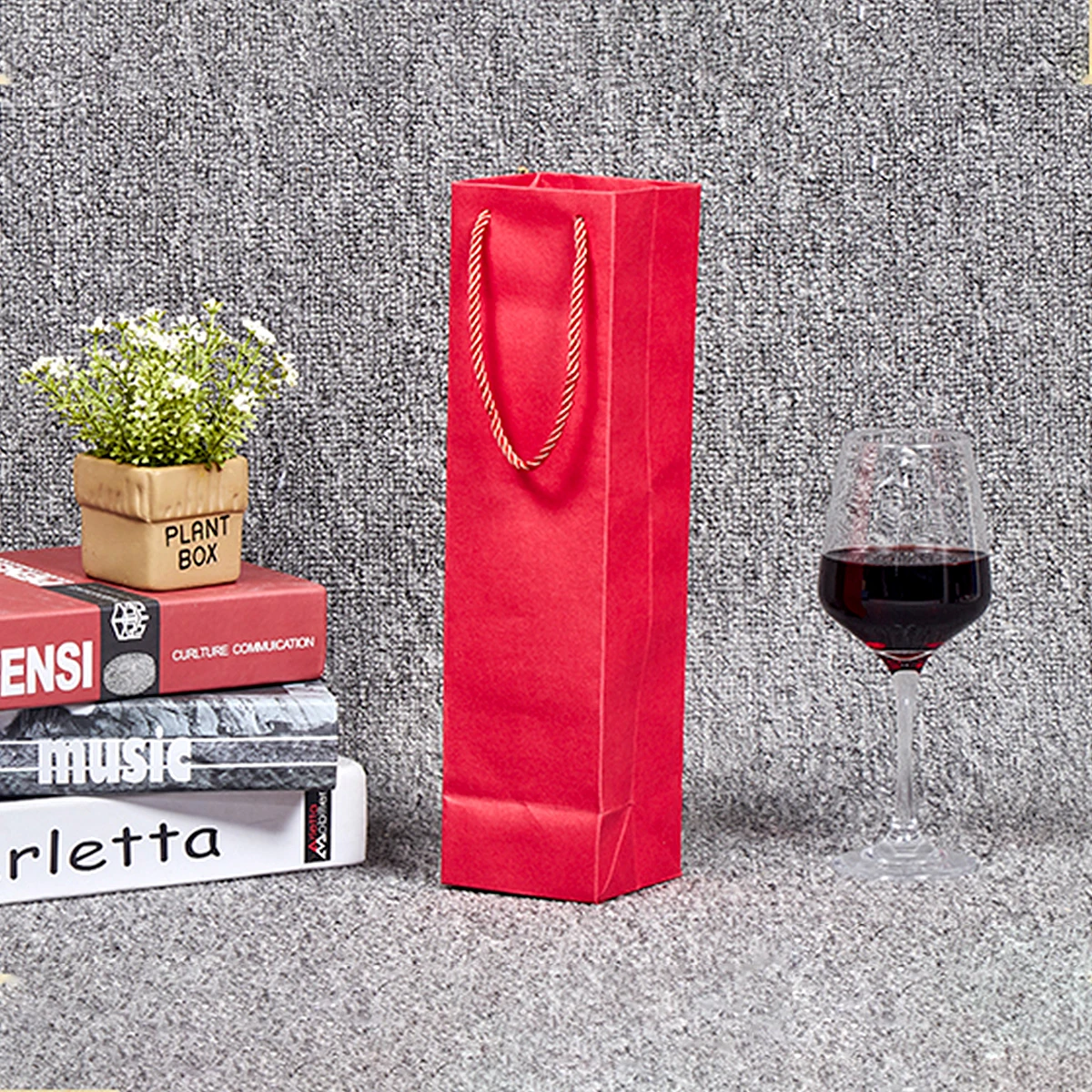 10pcs Single Red Bottle Bag Kraft Paper Handle Biodegradable Reusable Gift Packaging For Parties Events Tote
10pcs Single Red Bottle Bag Kraft Paper Handle Biodegradable Reusable Gift Packaging For Parties Events Tote