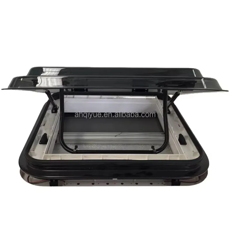 500x500mm Wholesale Round Corner Escaped Roof Window Aluminum RV Skylights With LED Lights
500x500mm Wholesale Round Corner Escaped Roof Window Aluminum RV Skylights With LED Lights
