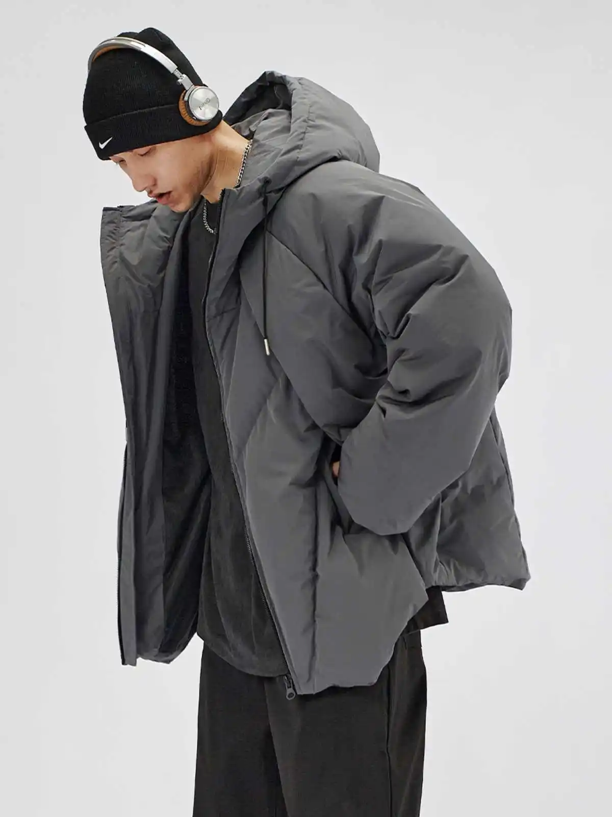 Winter Thickened American Style Hooded down Jacket Unisex Casual Loose Deconstructed Design Cotton Outerwear Warmth
Winter Thickened American Style Hooded down Jacket Unisex Casual Loose Deconstructed Design Cotton Outerwear Warmth