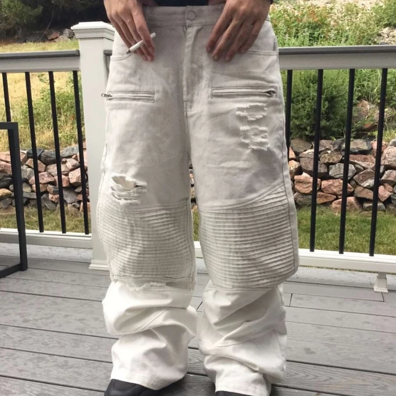 Y2K retro pure white men jeans zipper pocket wear jeans fashionable high street street clothing men and women loose pants
Y2K retro pure white men jeans zipper pocket wear jeans fashionable high street street clothing men and women loose pants