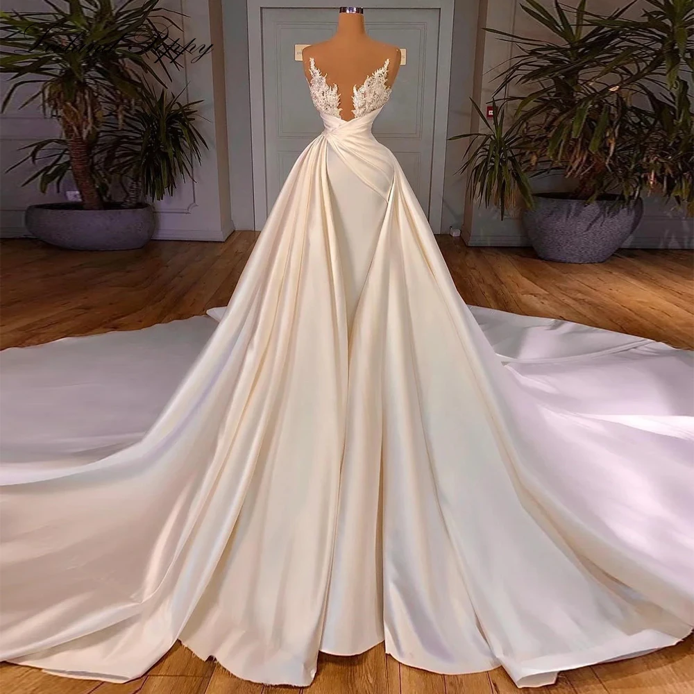 Lceland Poppy Customized Sexy Mermaid Satin Wedding Dresses Floor Length Sleeveless Lace Bridal Gowns with Detachable Train
Lceland Poppy Customized Sexy Mermaid Satin Wedding Dresses Floor Length Sleeveless Lace Bridal Gowns with Detachable Train