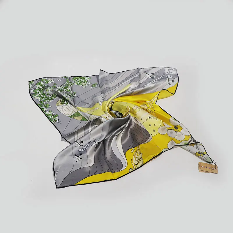 A versatile and stylish silk square scarf made of 100% mulberry silk, with a size of 86x86cm and a shawl
A versatile and stylish silk square scarf made of 100% mulberry silk, with a size of 86x86cm and a shawl