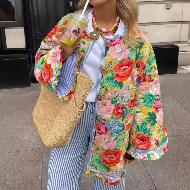 Женская стеганая куртка с цветочным принтом, стеганое пальто, однобортное пальто с длинным рукавом и круглым вырезом, свободная теплая уличная женская одежда
Женская стеганая куртка с цветочным принтом, стеганое пальто, однобортное пальто с длинным рукавом и круглым вырезом, свободная теплая уличная женская одежда