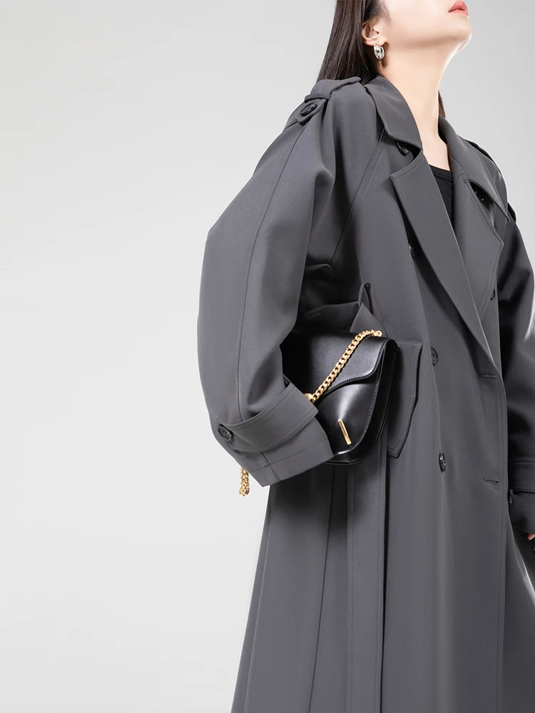 Классическое женское длинное пальто-ветровка Belin с двойным рядом пуговиц, воротником-стойкой, свободного кроя, из качественной ткани
Классическое женское длинное пальто-ветровка Belin с двойным рядом пуговиц, воротником-стойкой, свободного кроя, из качественной ткани