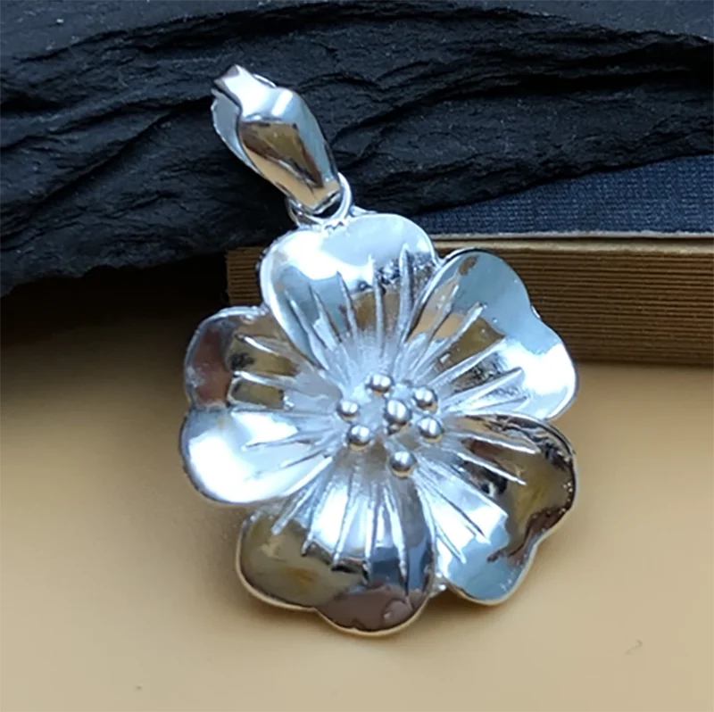 Подлинный серебряный кулон S990 в форме розы, изысканное цветочное ожерелье ручной работы, модные серебряные украшения для женщин, подарок для мамы
Подлинный серебряный кулон S990 в форме розы, изысканное цветочное ожерелье ручной работы, модные серебряные украшения для женщин, подарок для мамы