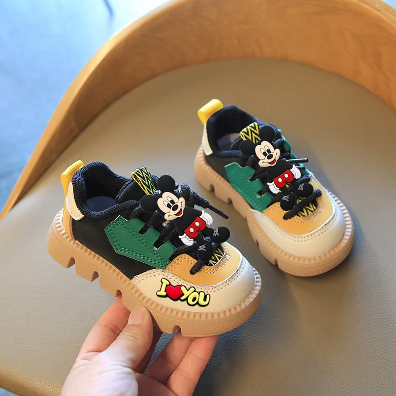 Зимние кроссовки с Микки Маусом для мальчиков и девочек, утепленная флисовая обувь для малышей, теплая повседневная обувь на мягкой подошве Disney
Зимние кроссовки с Микки Маусом для мальчиков и девочек, утепленная флисовая обувь для малышей, теплая повседневная обувь на мягкой подошве Disney
