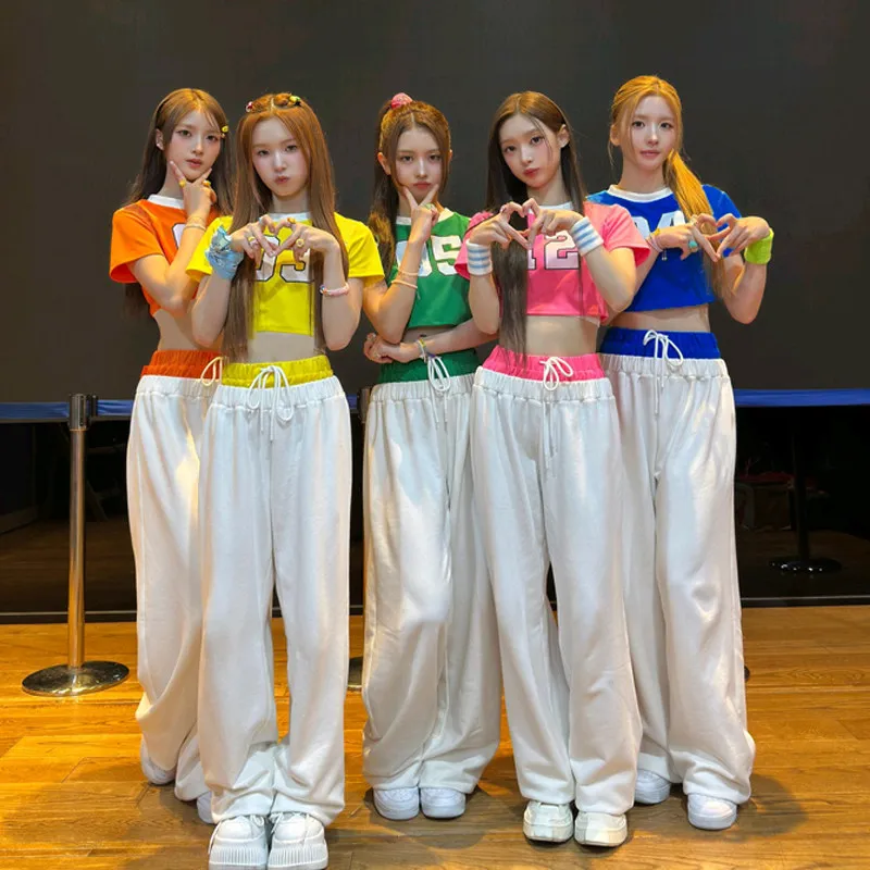 Женский групповой костюм для вечеринок в стиле K-pop, джазовых танцев и выступлений, одежда для взрослых в стиле хип-хоп, сценический наряд для рейва XS10076
Женский групповой костюм для вечеринок в стиле K-pop, джазовых танцев и выступлений, одежда для взрослых в стиле хип-хоп, сценический наряд для рейва XS10076