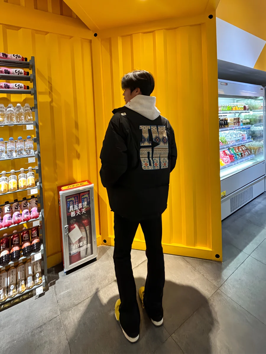 Теплая хлопковая куртка мужская свободного кроя с вышивкой, молодежная повседневная модная утепленная куртка-пуховик в уличном стиле
Теплая хлопковая куртка мужская свободного кроя с вышивкой, молодежная повседневная модная утепленная куртка-пуховик в уличном стиле