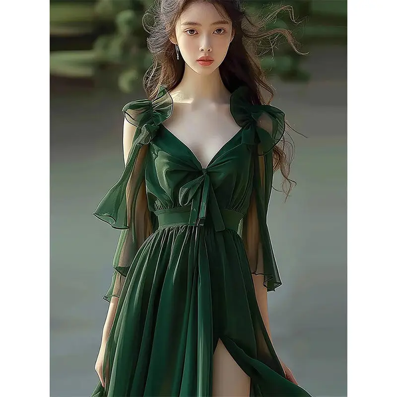 Green V-neck Sleeveless Dresses for Women Summer Beautiful Waist Slimming Split French Retro A-line Long Dress Women Clothing
Green V-neck Sleeveless Dresses for Women Summer Beautiful Waist Slimming Split French Retro A-line Long Dress Women Clothing