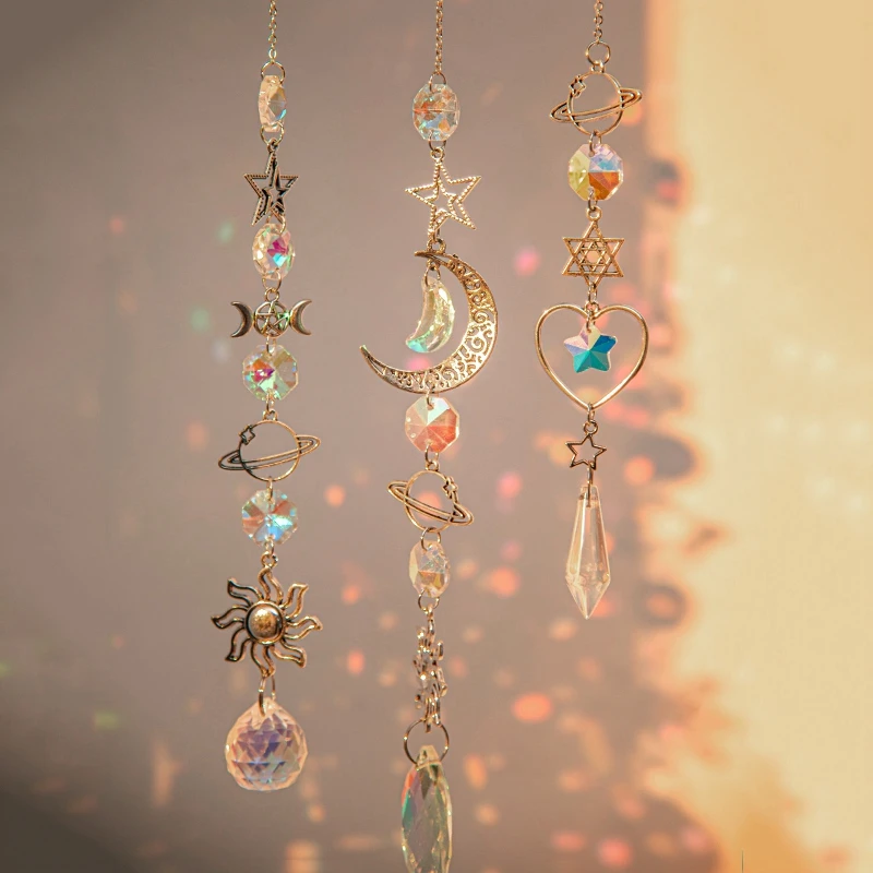 Suncatcher Crystal Wind Chimes Hanging Pendant Bling Catch Sun Glass Wind Chime Rainbow Prism Window Outdoor Hanging Decoration
Suncatcher Crystal Wind Chimes Hanging Pendant Bling Catch Sun Glass Wind Chime Rainbow Prism Window Outdoor Hanging Decoration