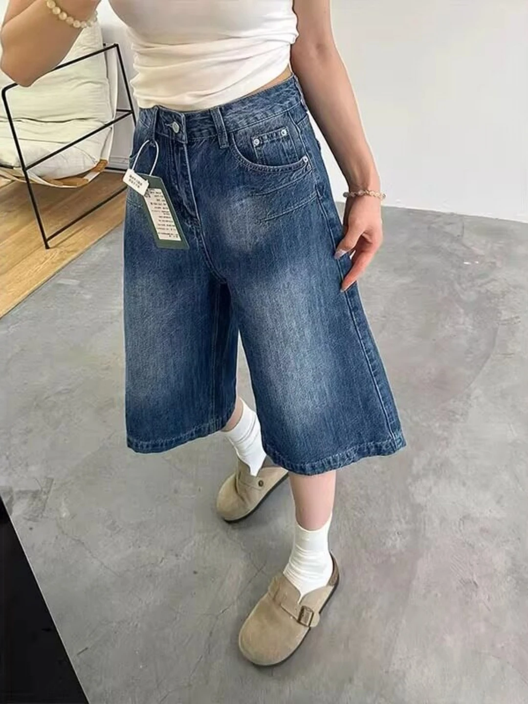 American Style Loose Fit Seven Inch Jeans for Women Summer New plus Size Pear Shape Body Straight Leg Pants High Waist
American Style Loose Fit Seven Inch Jeans for Women Summer New plus Size Pear Shape Body Straight Leg Pants High Waist