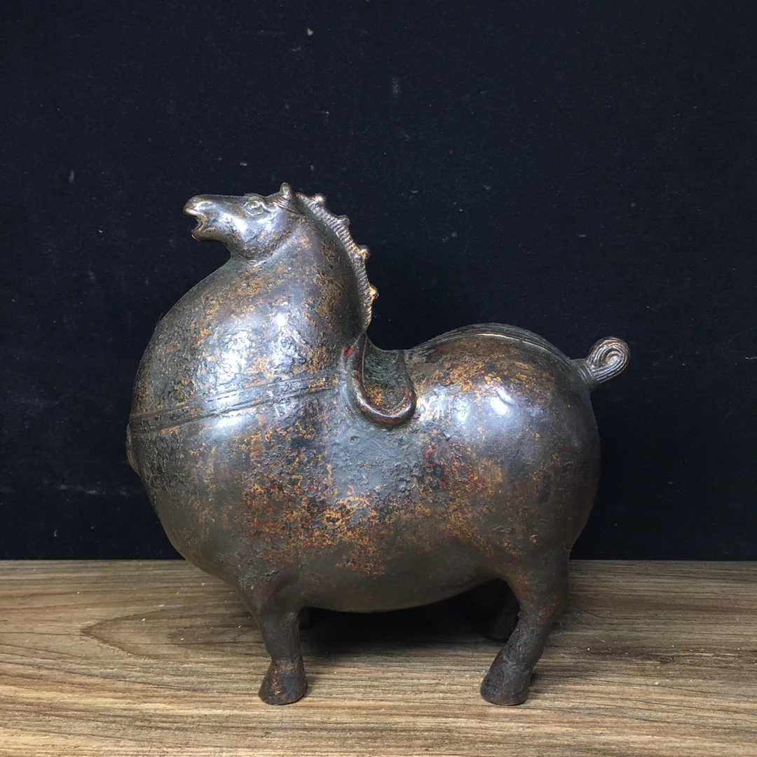 The Exquisite Craftsmanship and Beautiful Appearance of The Pure Copper Tang Horse Sculpture Ornaments are Worth Collecting
The Exquisite Craftsmanship and Beautiful Appearance of The Pure Copper Tang Horse Sculpture Ornaments are Worth Collecting
