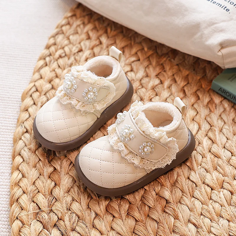 Детские туфли на плоской подошве, милые кружевные туфли принцессы для малышей, замшевые теплые зимние кожаные туфли для девочек 209, нескользящая нескользящая обувь в корейском стиле с мягкой подошвой
Детские туфли на плоской подошве, милые кружевные туфли принцессы для малышей, замшевые теплые зимние кожаные туфли для девочек 209, нескользящая нескользящая обувь в корейском стиле с мягкой подошвой